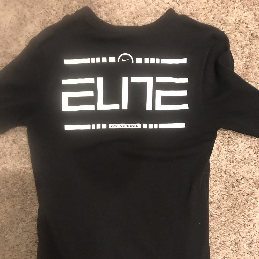 Nike Elite Basketball T